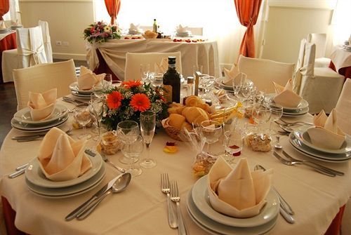 La Chiesaccia Hotel Ristorante Ponte Samoggia 外观 照片
